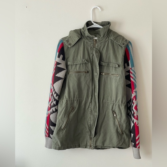Thread & Supply Hooded Cargo Utility Jacket Aztec Knit Sleeve Green Size M - Picture 1 of 12
